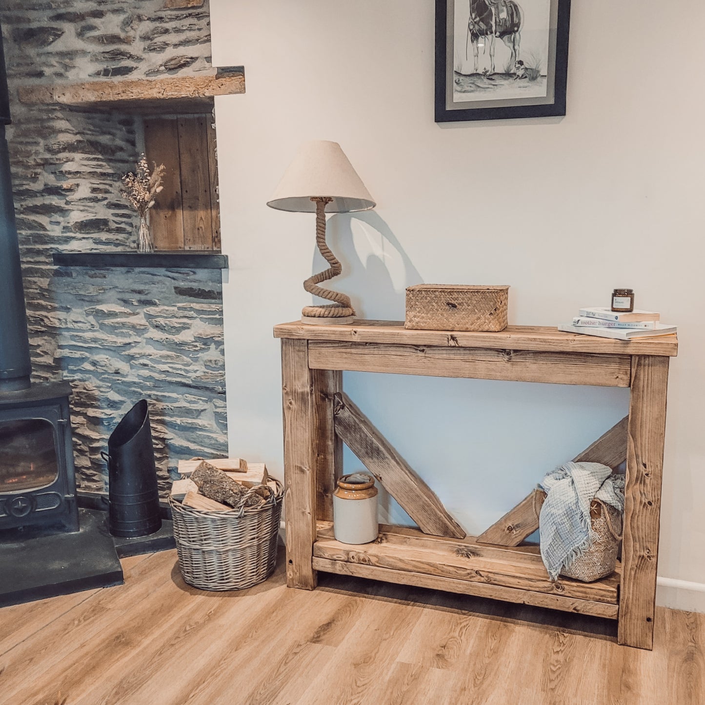 SERA Console Table V Back image 5