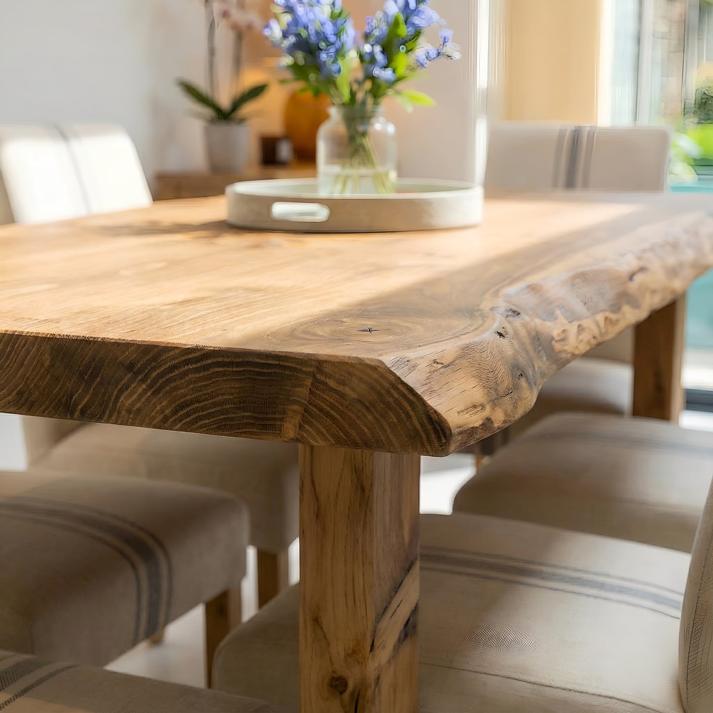 KOHL Waney / Live Edge Solid Wood Dining Table With Wooden U Legs